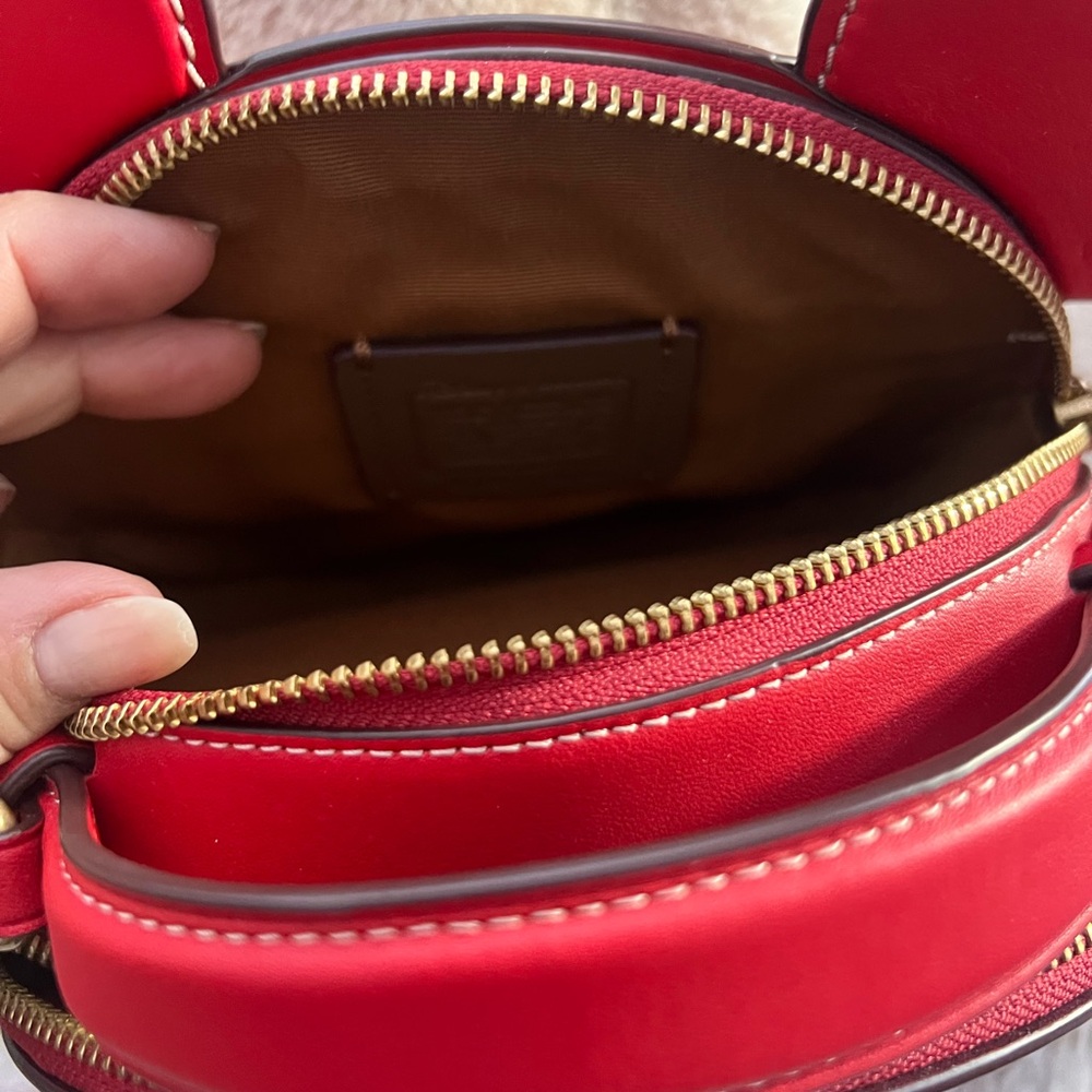 New Coach Mickey Red Round head Leather Crossbody Bag! - Picture 4 of 10